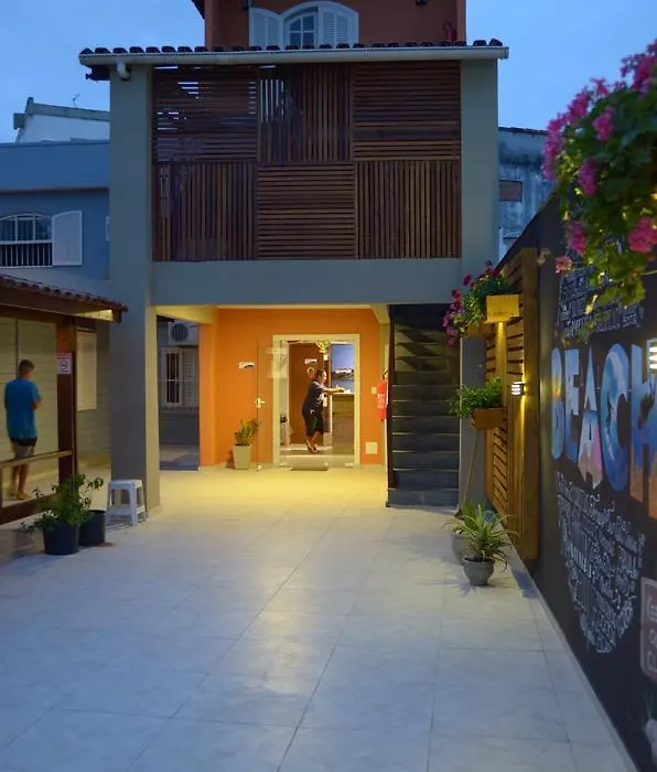 Beach Hostel Cabo Frio-1